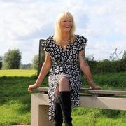 Bellen met  paragnoste Roelie 